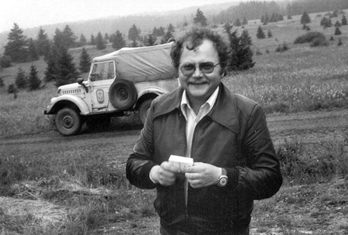 3 Jan Schlossar s legendárním vozidlem Správy Rumunem v roce 1981