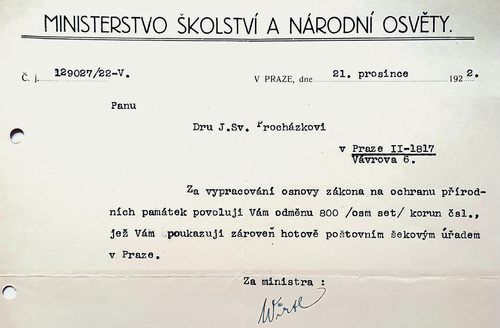 Official letter made by Z. Winter from the Ministry of Education and National Enlightenment (MENE) in 1922 ordering a financial bonus to Jan Sv. Procházka for developing a proposal of the act on monuments, namely a part dealing with natural monuments.  © National Museum Archive Prague, copied by Pavel Pešout