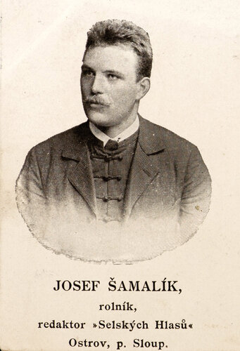 Josef Šamalík, fotografie na jeho vlastní pohlednici.  Soukromý archiv autora.