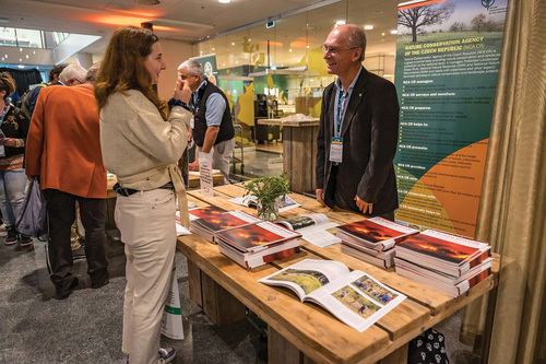 Informační stánek Agentury ochrany přírody a krajiny.   Foto PFD-Grafie for the EUROPARC Federation