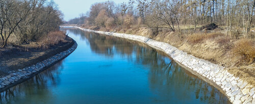 Břehová úprava Bečvy