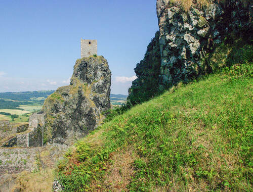 Národní kulturní památka Zřícenina hradu Trosky a přírodní památka Trosky, symbol Českého ráje. Foto Lenka Šoltysová