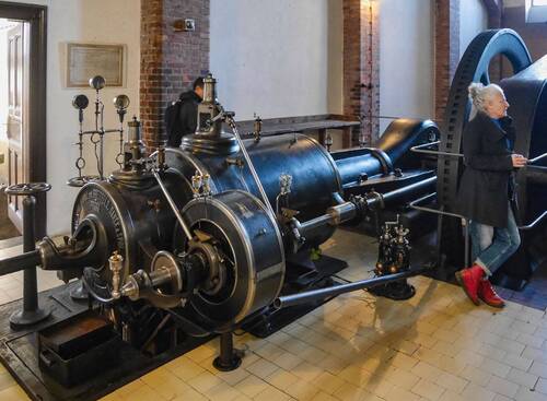 Obr. 4: Jeden z dvojice parních strojů fy Dříve Breitfeld, Daněk a spol. Foto Tomáš Just