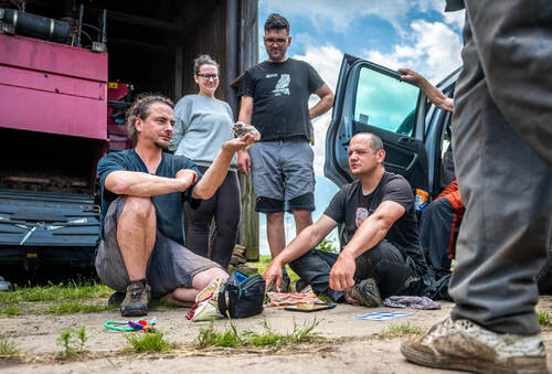 Ornitolog mezi farmáři Ornitolog mezi farmáři